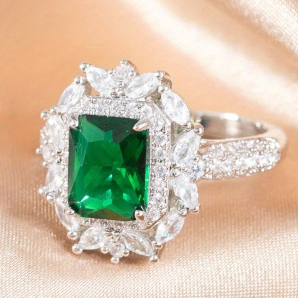Women's Engagement Ring, Luxury Fashion Square Flower Design